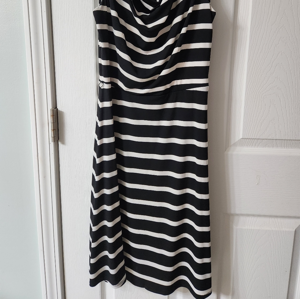 Dress Barn Dress - Picture 2 of 3